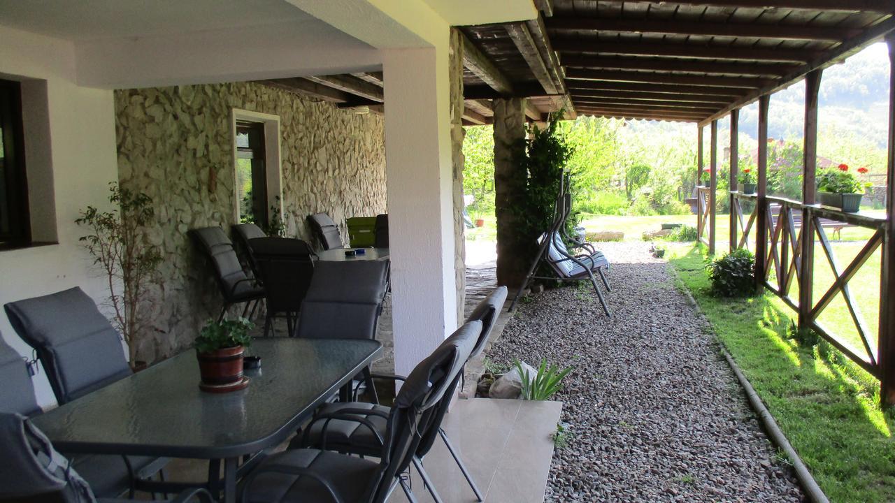 Cabana Poiana Galdei Luaran gambar